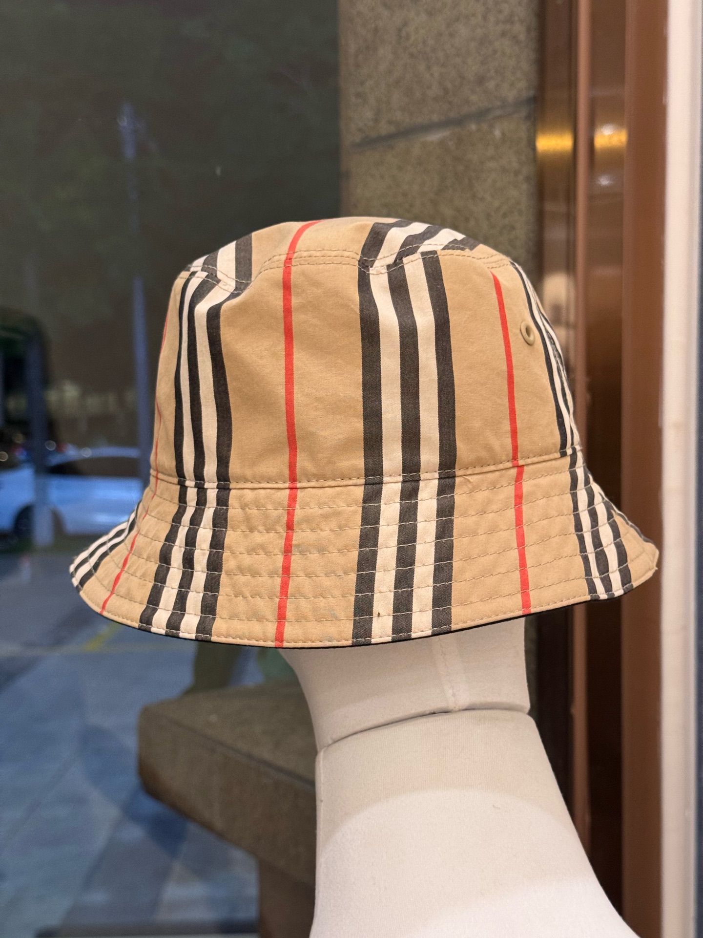 Burberry/巴宝莉 格纹帽子