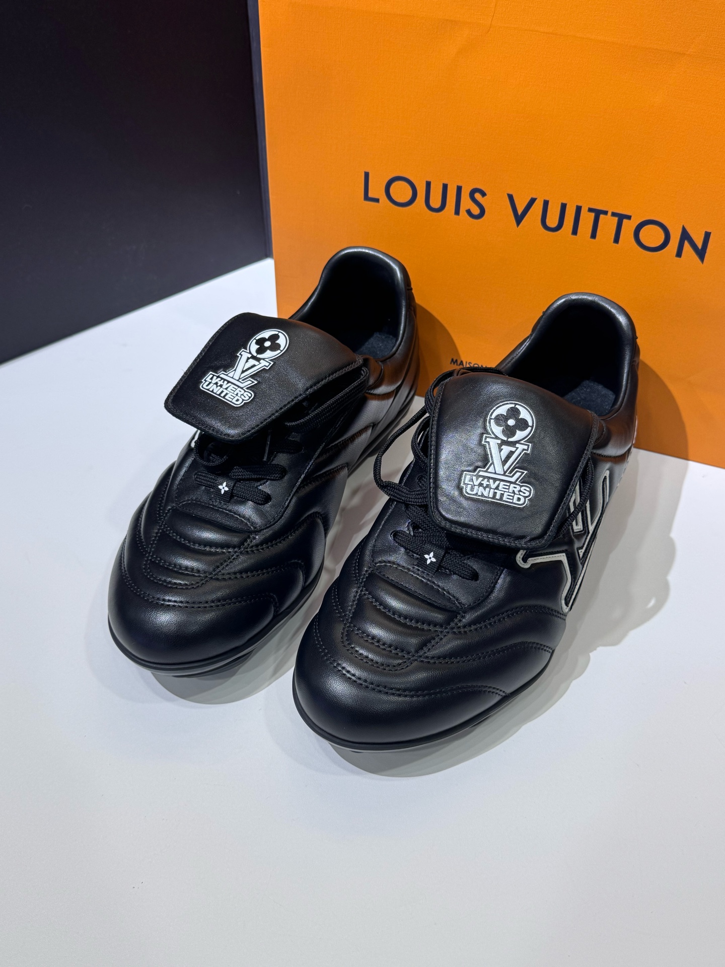 LOUIS VUITTON Footprint 路易威登 LV 2025春夏男士系列