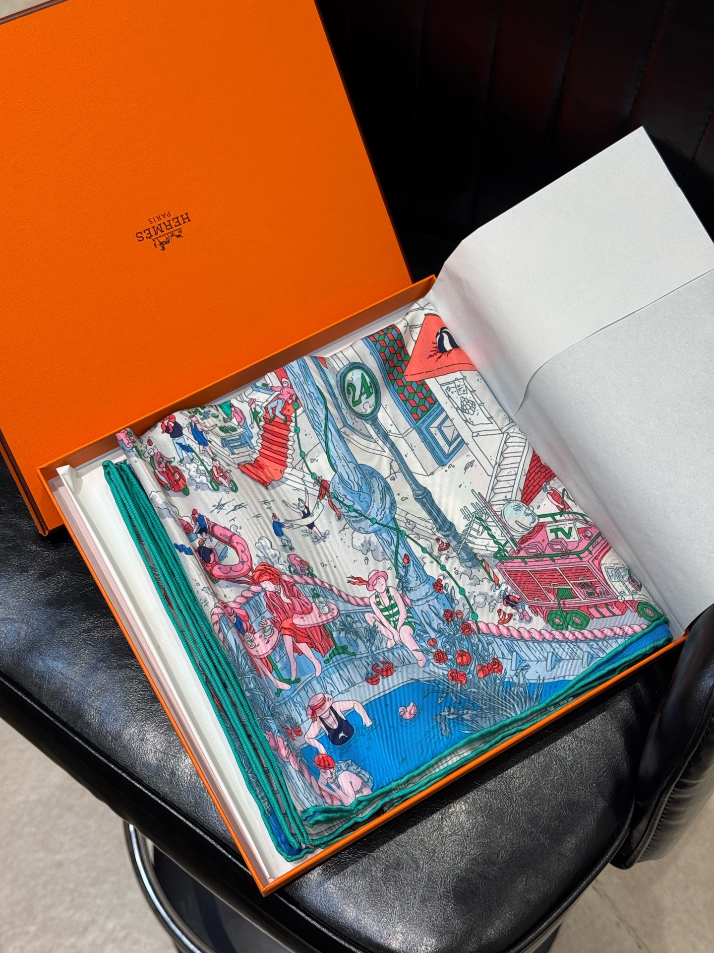 Hermes爱马仕丝巾福宝大道90*90