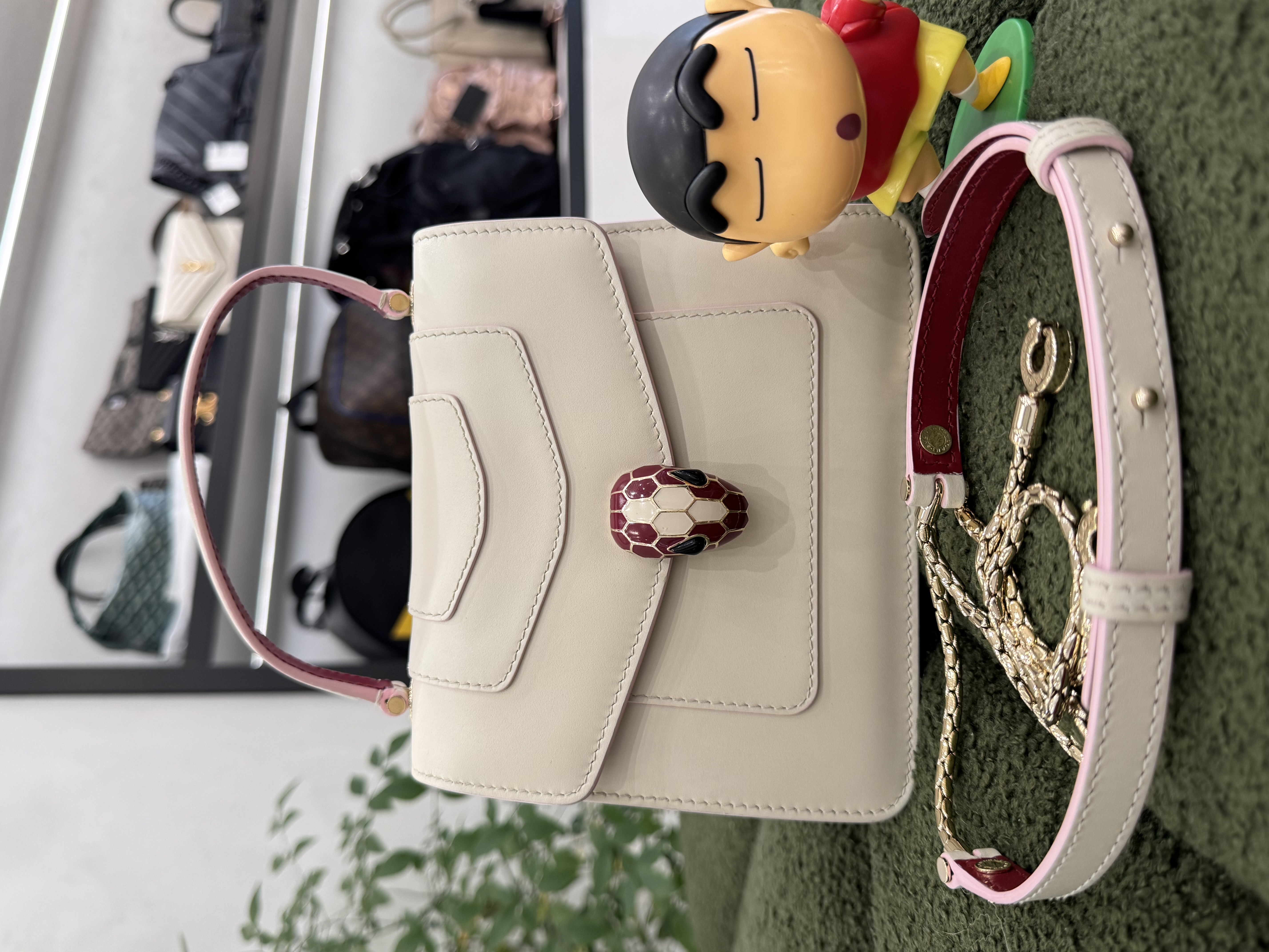 宝格丽/Bvlgari 经典蛇头风琴包18&times;12&times;9cm情人节限定款